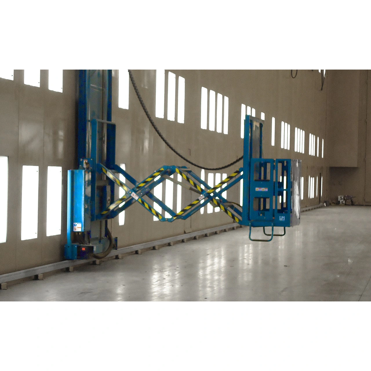 Extended Vertical Height Mast Lifts