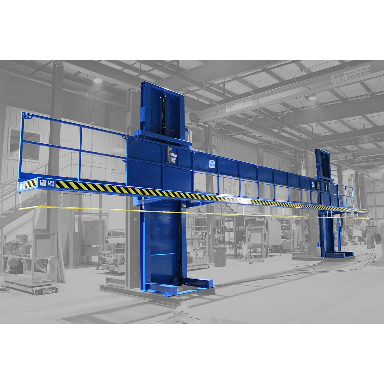 Vertically Adjustable Catwalk